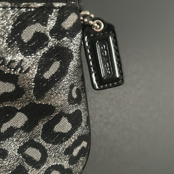 Coach wristlet - Picture 2 of 3